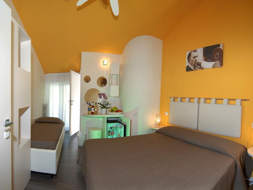 Hotel Casablanca Ρίμινι Εξωτερικό φωτογραφία