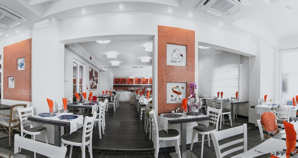 Hotel Casablanca Ρίμινι Εξωτερικό φωτογραφία