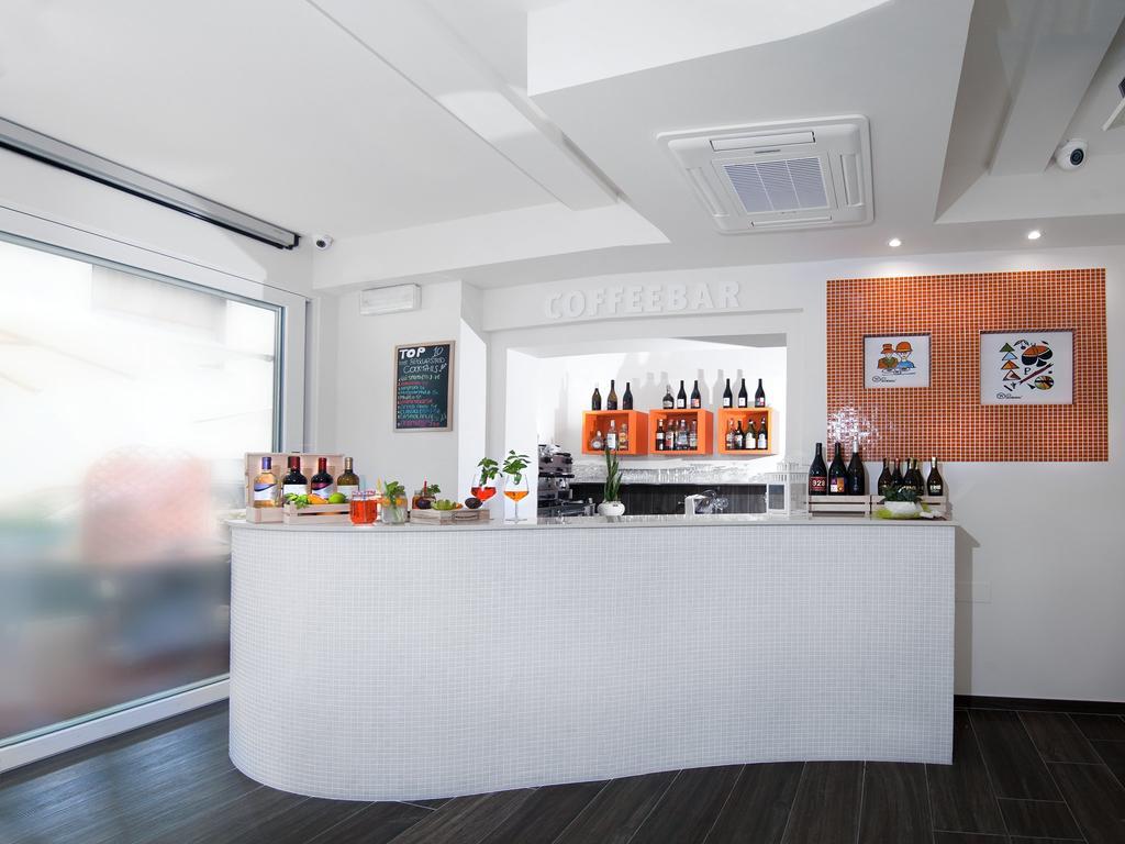 Hotel Casablanca Ρίμινι Εξωτερικό φωτογραφία