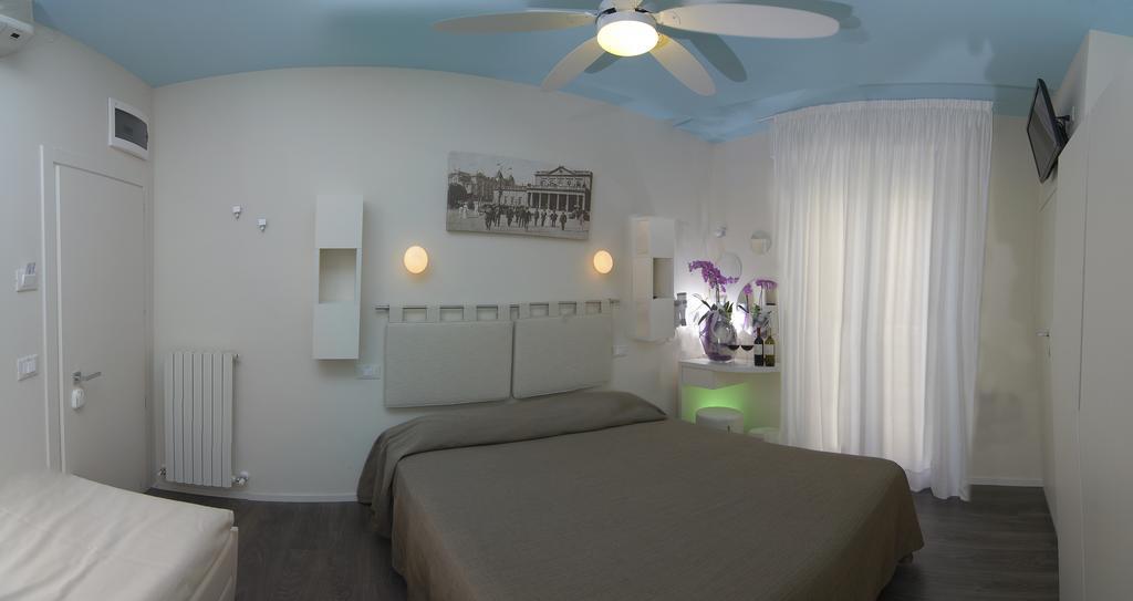 Hotel Casablanca Ρίμινι Δωμάτιο φωτογραφία